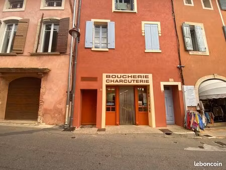 luberon  roussillon  boucherie du village à vendre avec studio attenant