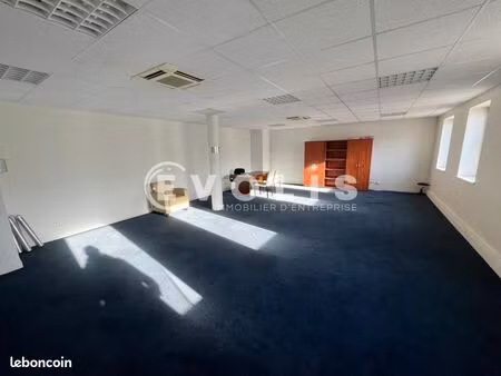 bureaux 63 m²