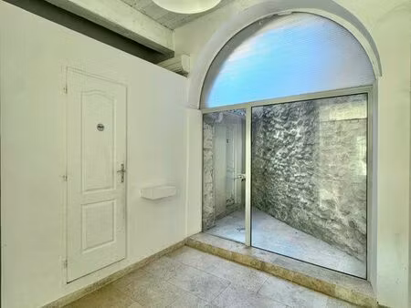 local commercial ou bureau à louer