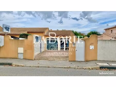 local 30 m² vedène