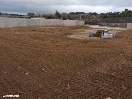 vent terrain 770m2 constructible