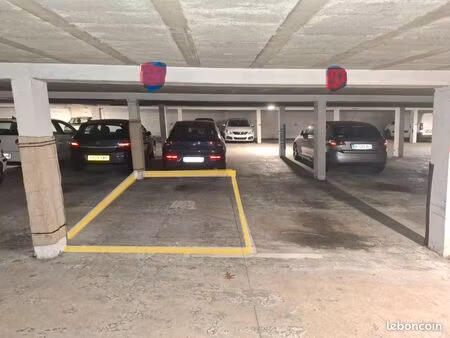 parking emplacement à louer