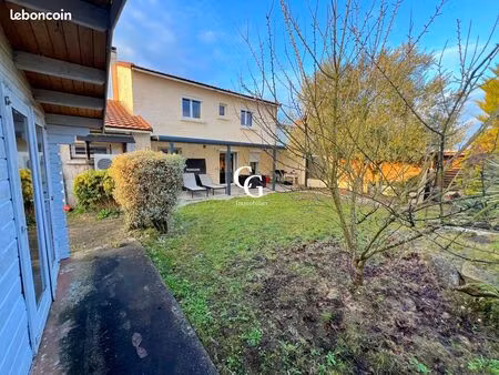 maison 6 pièces 155 m²