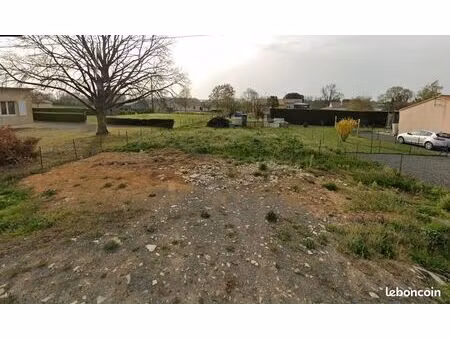 terrain 544 m² saint michel le cloucq