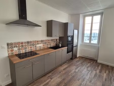 appartement t2 50m² entièrement rénové