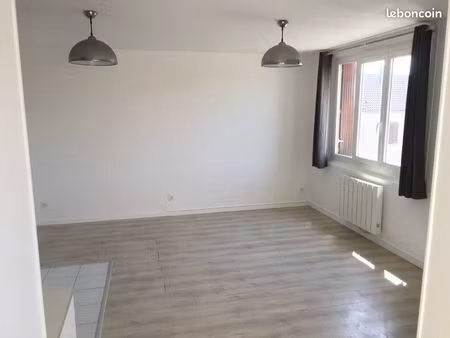 appartement 2 pièces avec terrasse