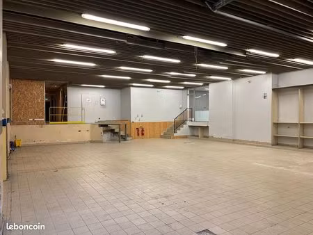 local d’activité 320 m² – entrepôt + bureaux – nantes république