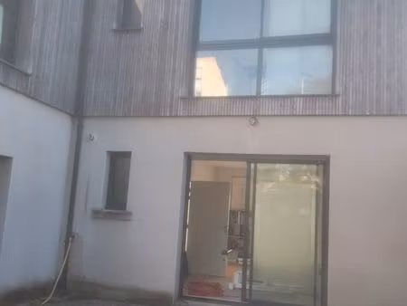 local a louer dans maison médicale