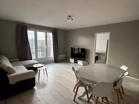 appartement meublé 52m2 - centre ville limay