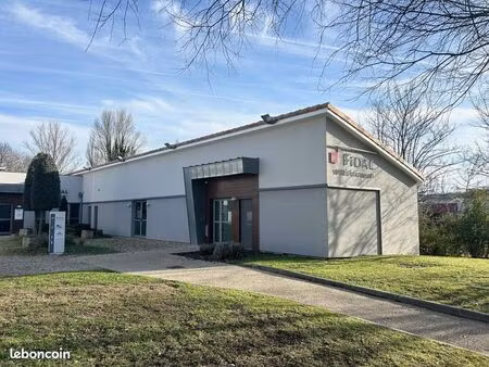 location local professionnel - 6 bureaux