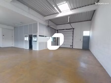 local d'activité 313 m²