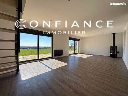 maison 8 pièces de 150 m²