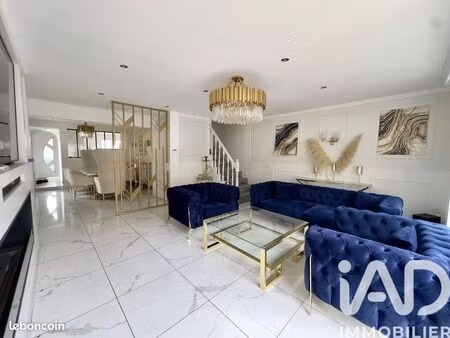 maison 7 pièces 151 m²