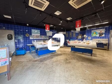 local commercial 129 m²