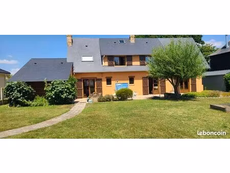 grande maison familiale entièrement rénovée avec jardin