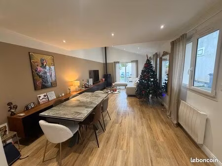 maison/mur commercial/fond de commerce