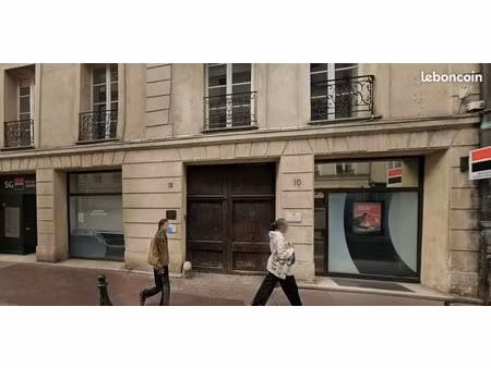 local 212 m² saint-germain-en-laye