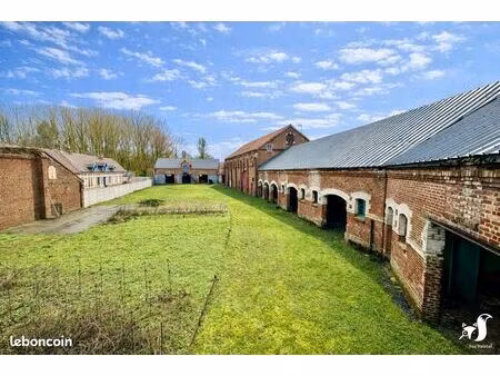 ferme 5 pièces 1280 m²