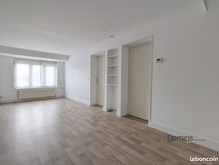 maison 3 pièces 150 m²