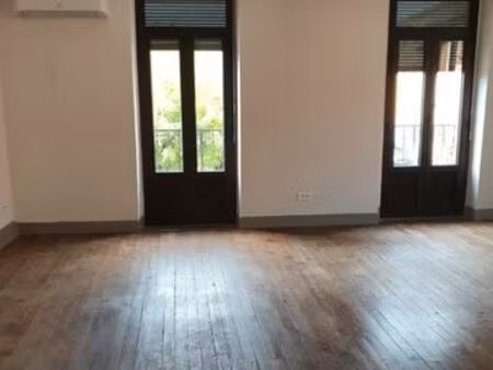 appartement 1er étage meublé