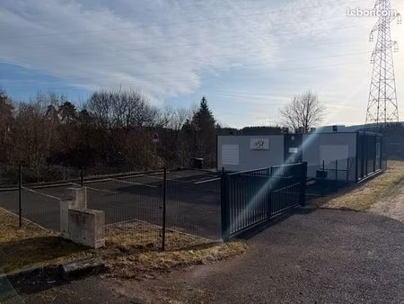 local professionnels à louer 95m2