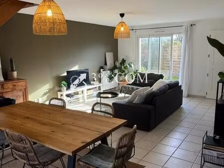 maison 4 pièces 85 m²