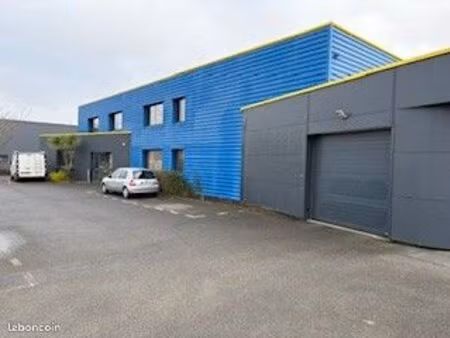 a louer local d'activités de 350 m2
