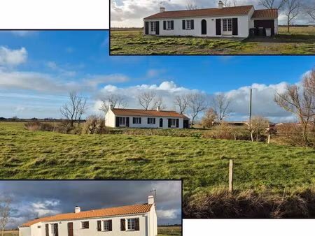 à vendre  maison située dans un cadre de vie paisible à deux pas de l’océan