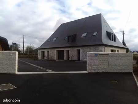 très bel f2 – apt 4