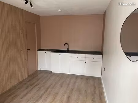 bureau / cabinet paramédical