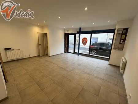 local commercial 40 m² pont-du-château