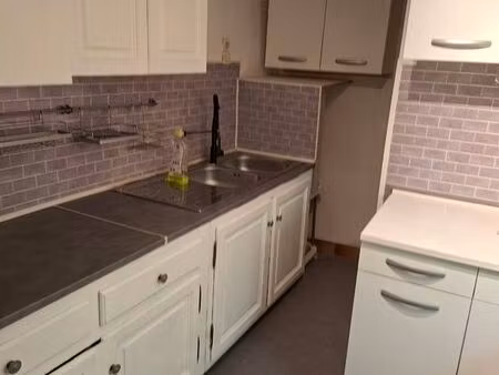 a louer maison de ville f2