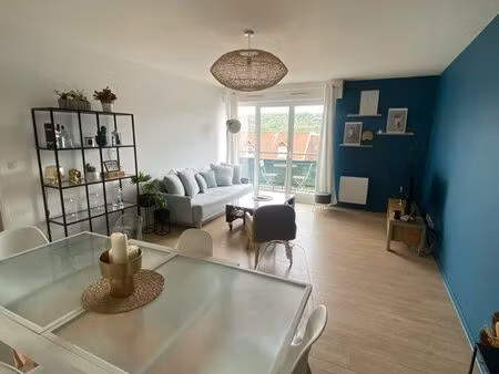 appartement à louer 800e