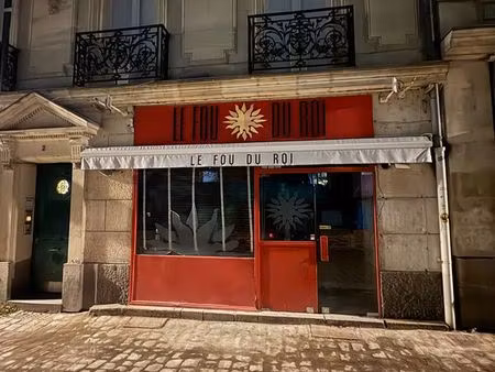 local à loué face château des ducs de nantes