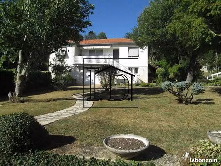 maison 7 pièces 160 m²