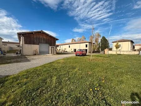 maison 2 pièces 120 m²