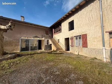 maison 2 pièces 230 m²