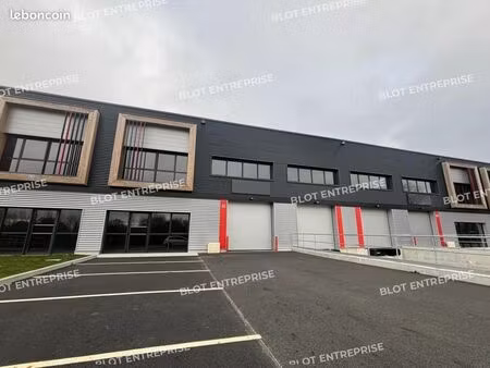 local d'activité 756 m²