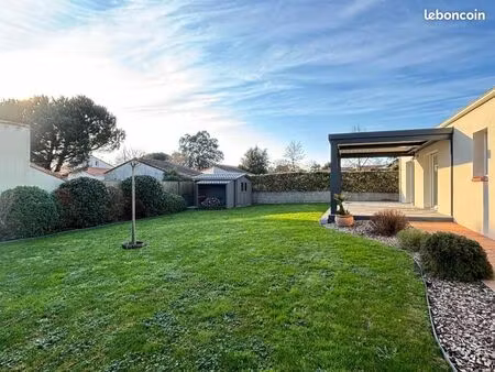 maison 7 pièces 142 m²