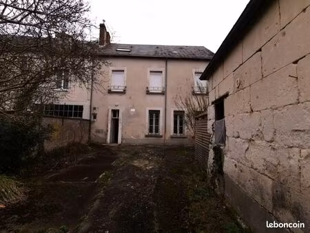 maison 8 pièces 182 m²