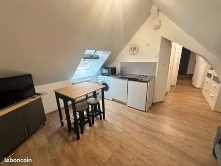 location - appartement meublé montfort le gesnois