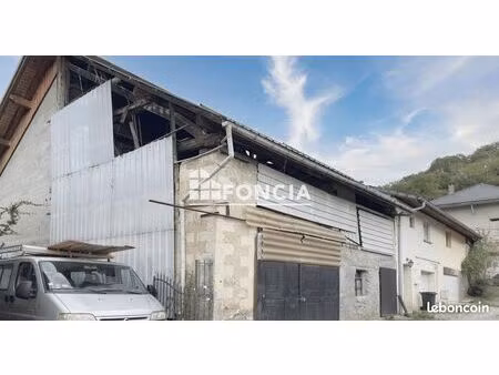 maison 2 pièces 100 m²