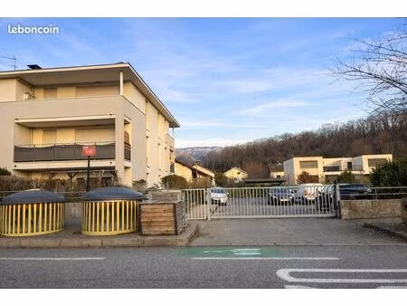 garage / box fermé 15 m² – la ravoire