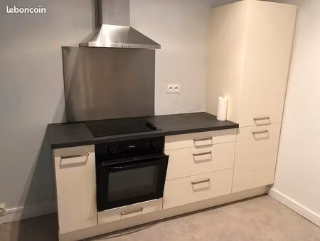 t2 ambert rez-de-chaussée