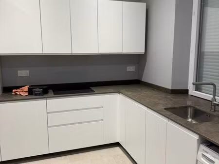 appartement t3 en location dans une maison