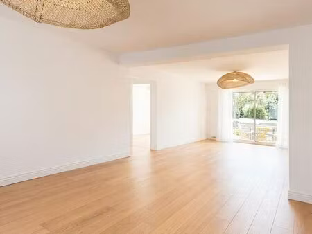 local bureau/profession liberale