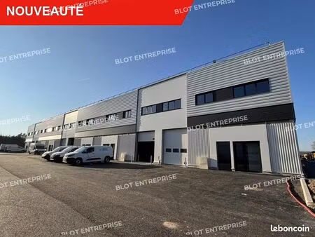 local d'activité 342 m²