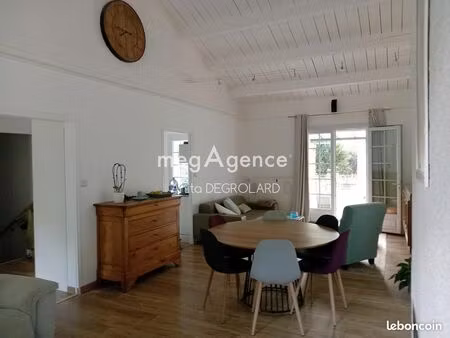 maison 5 pièces 200 m²