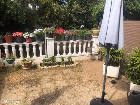 appartement de type 2 à sète / jardin / piscine