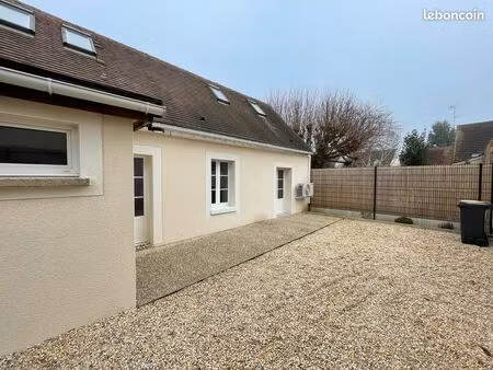 location maison à champhol / non meublée / 3 chambres / terrasse sud / 1 place de parking 